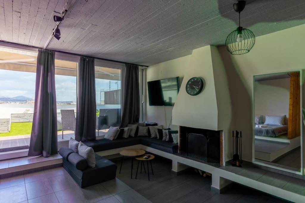 Deko Penthouse Suite Thessaloníki Exteriör bild